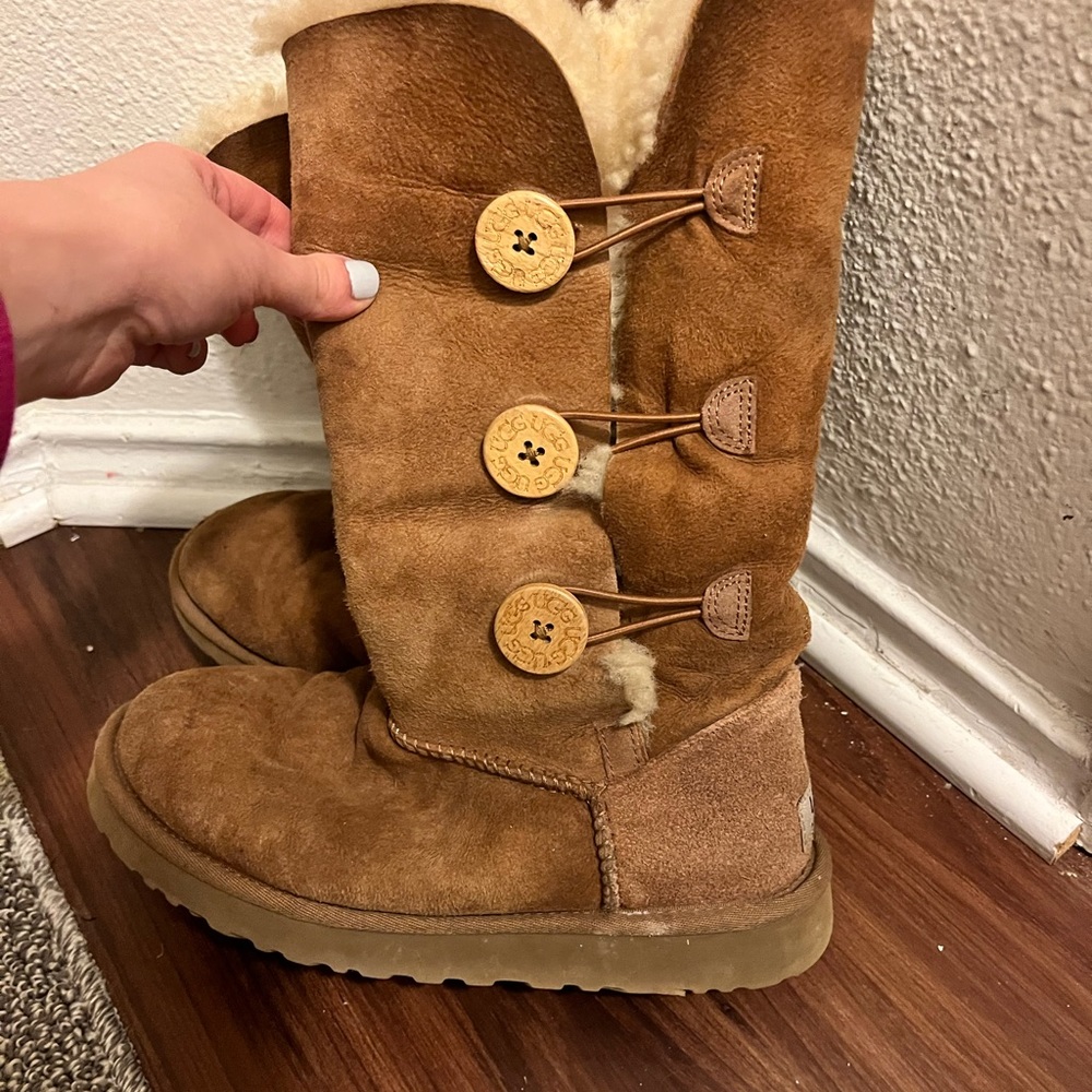 UGG Bailey 3-Button Boots